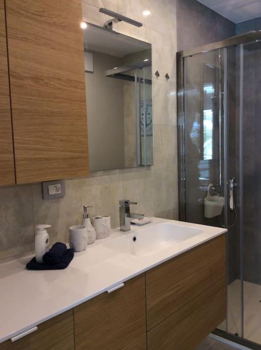 Bluemarine, Studio Vista Mare Menton Ngoại thất bức ảnh
