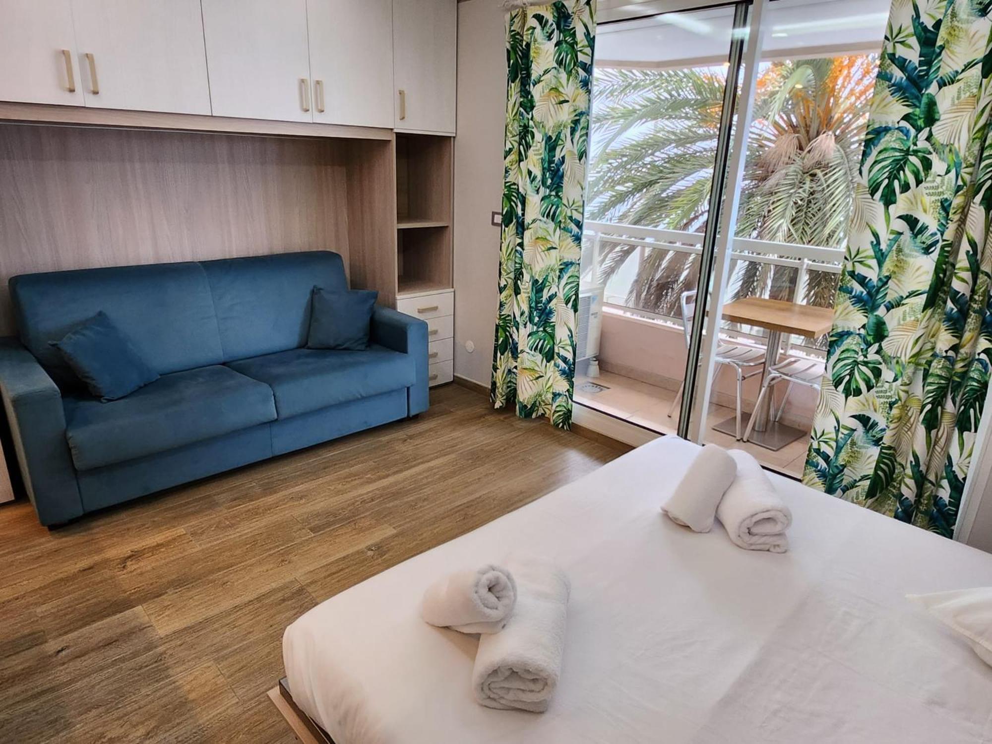 Bluemarine, Studio Vista Mare Menton Ngoại thất bức ảnh